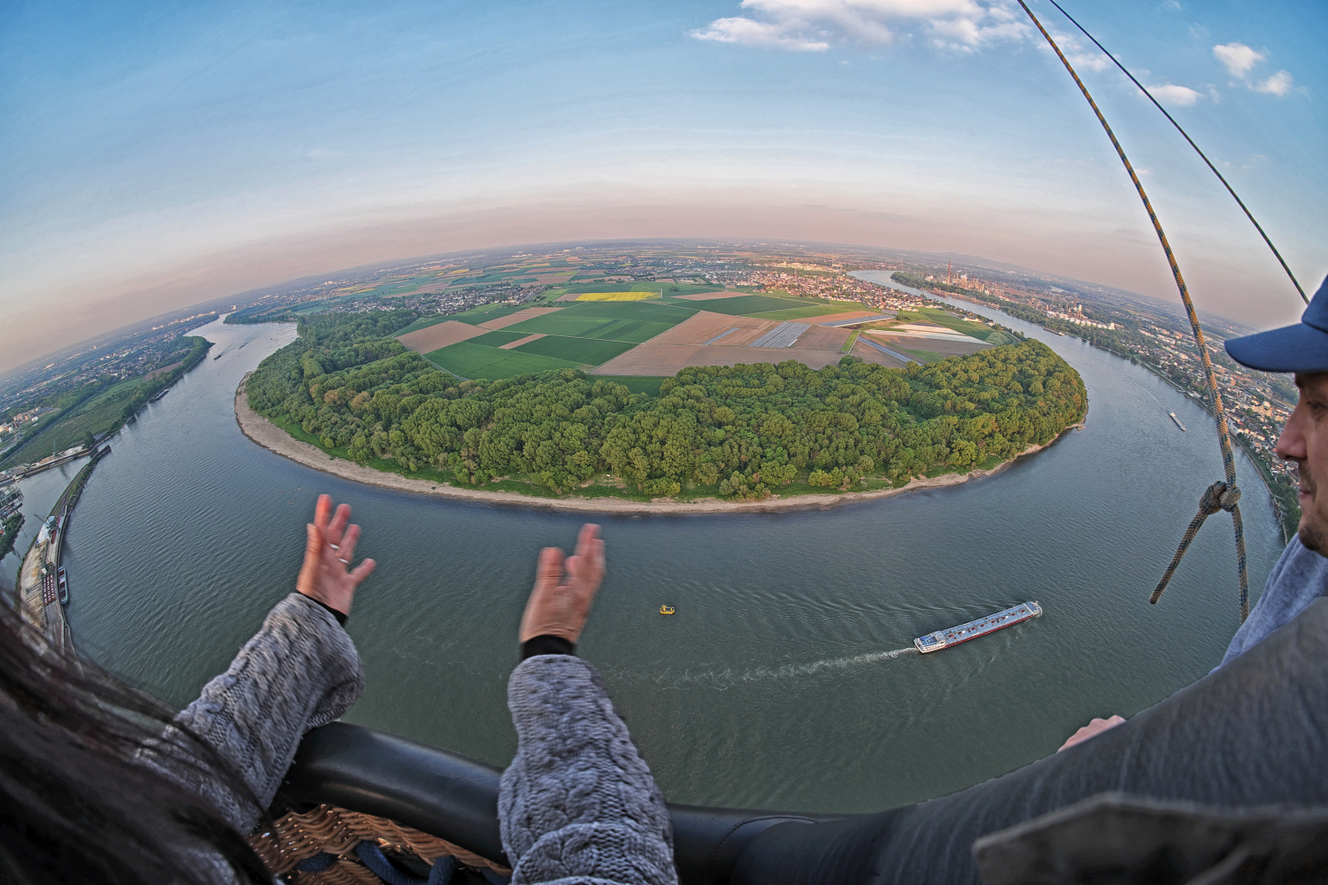 Diue Erde ist eine Kugel... Fischauge sei Dank